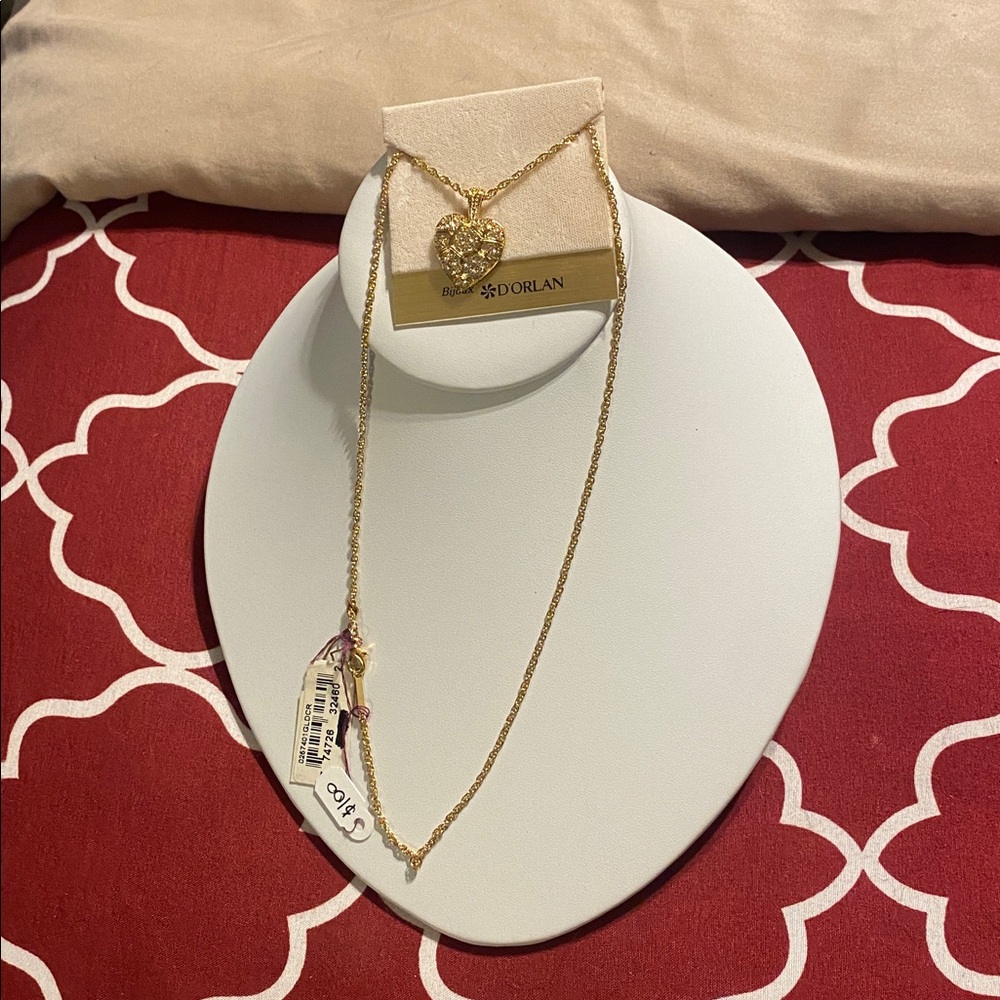 D’ Orlan net Gold Heart Pendant Necklace nwt